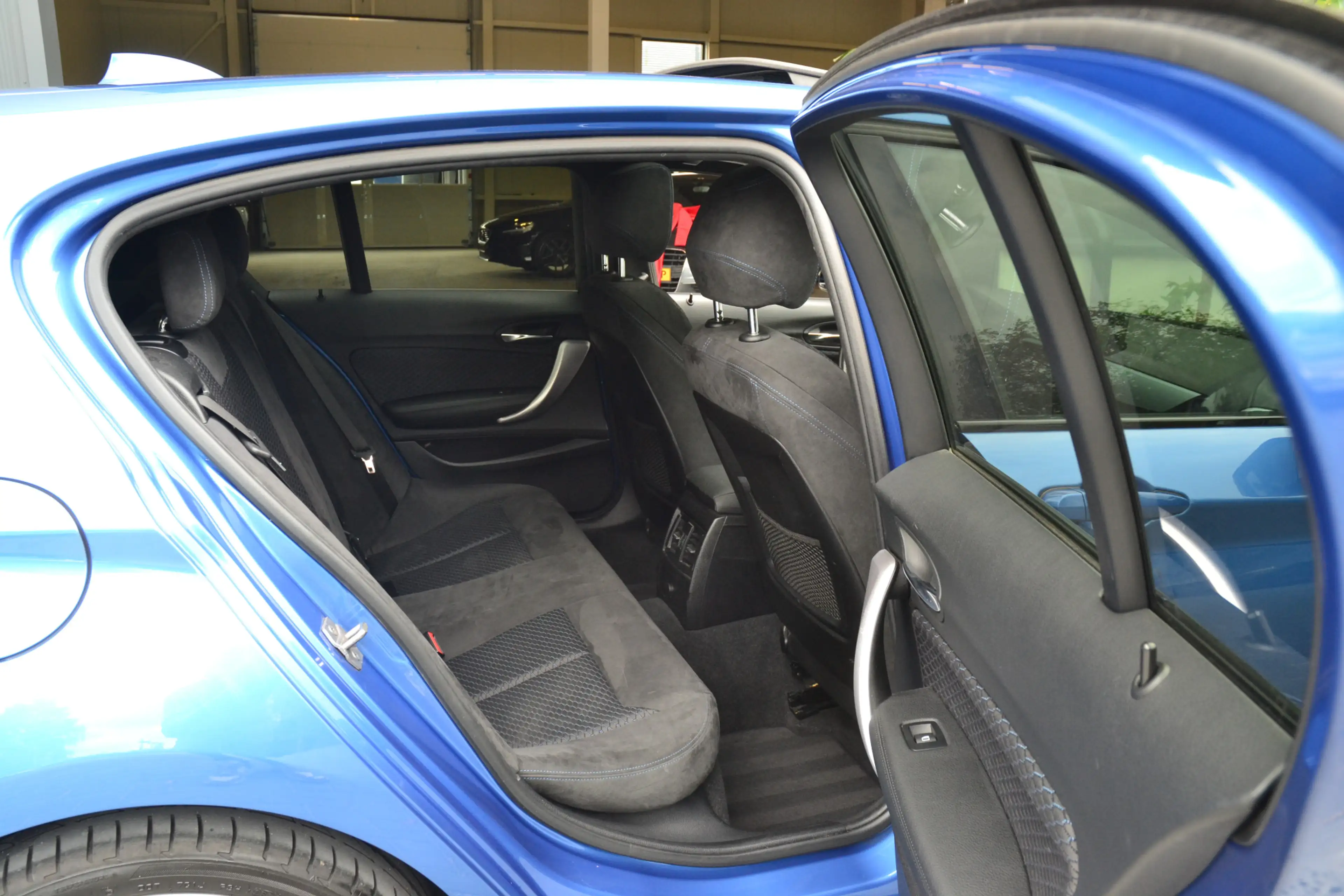 BMW 118 1-serie 118i Corporate Lease Executive M-Sport NAP — photo 15