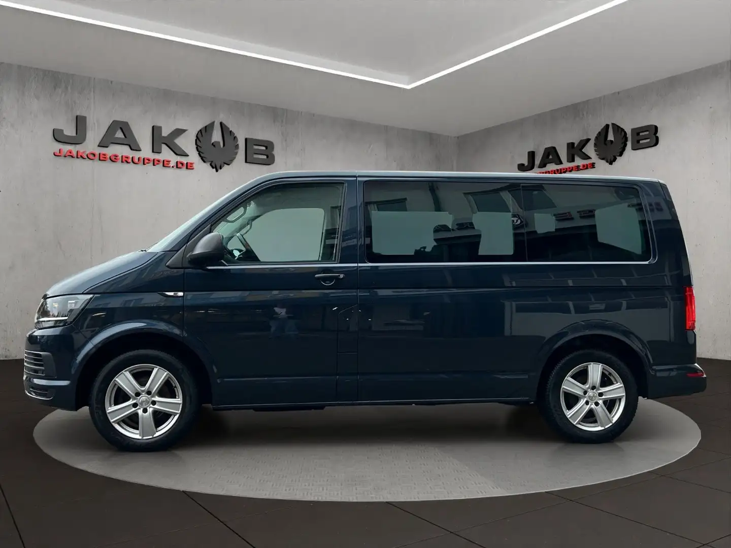 Volkswagen T6 Multivan Blau - 2