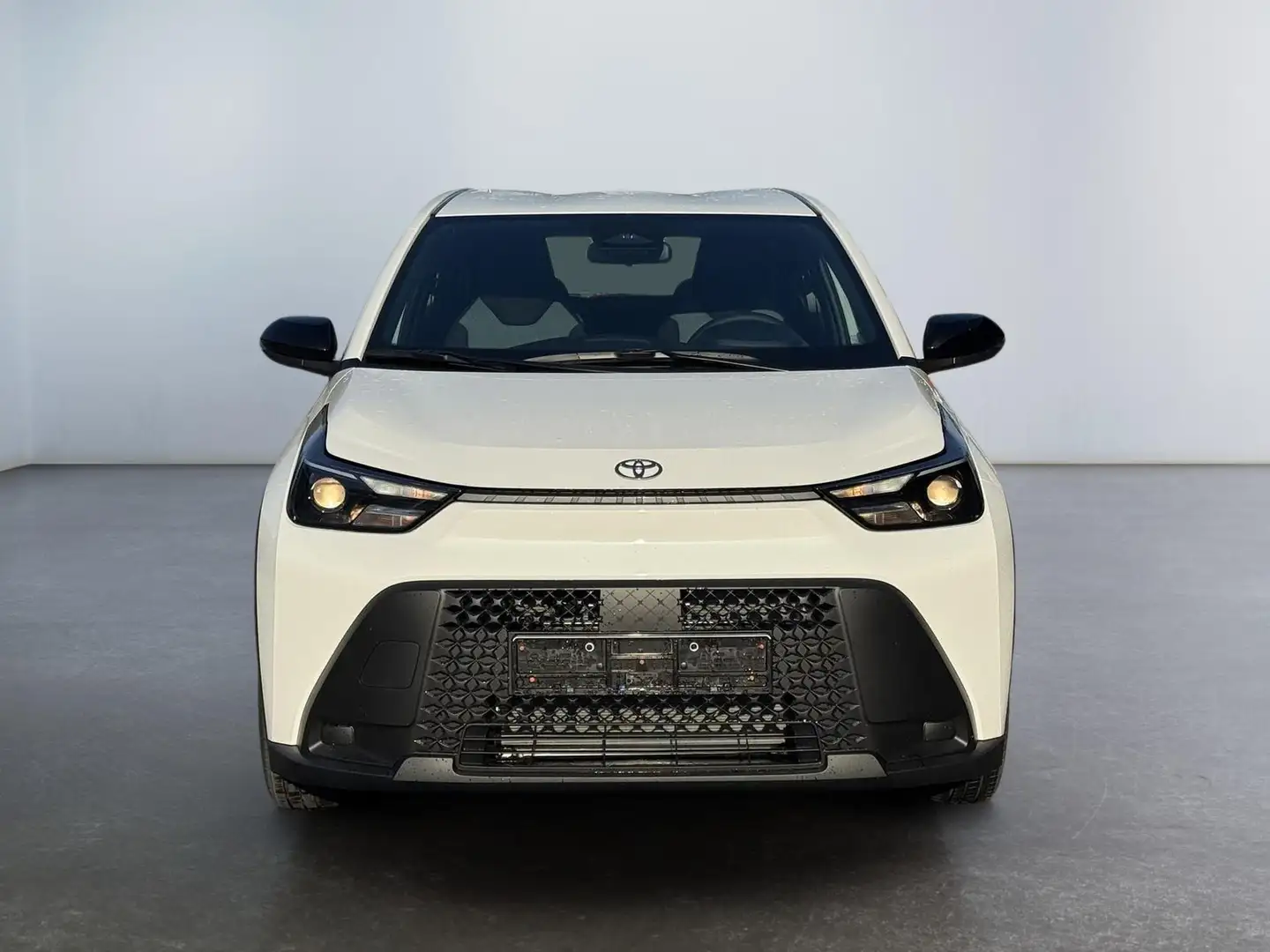 Toyota Aygo X Comfort 1,5 Hybrid CVT 85 ACC 17 Zoll Alu Klima... Weiß - 2
