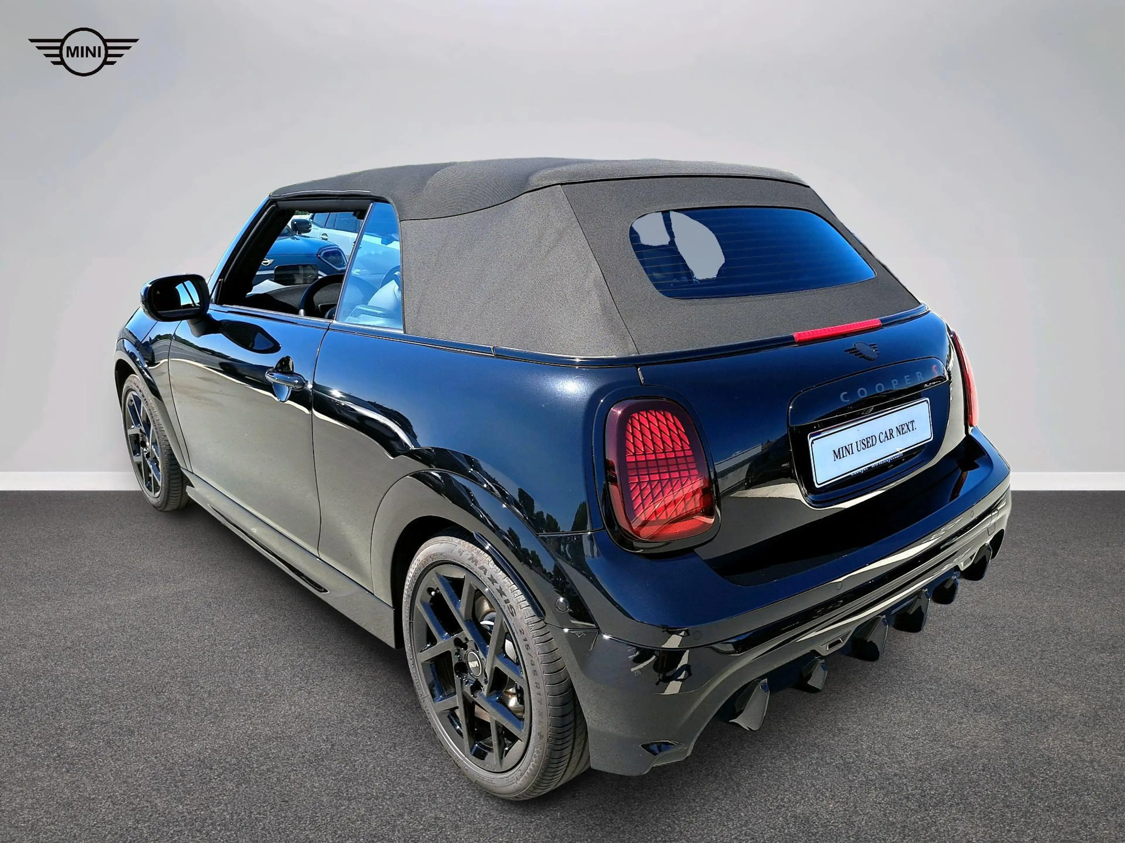 MINI Cooper S Cabrio John Cooper Works Trim — photo 4