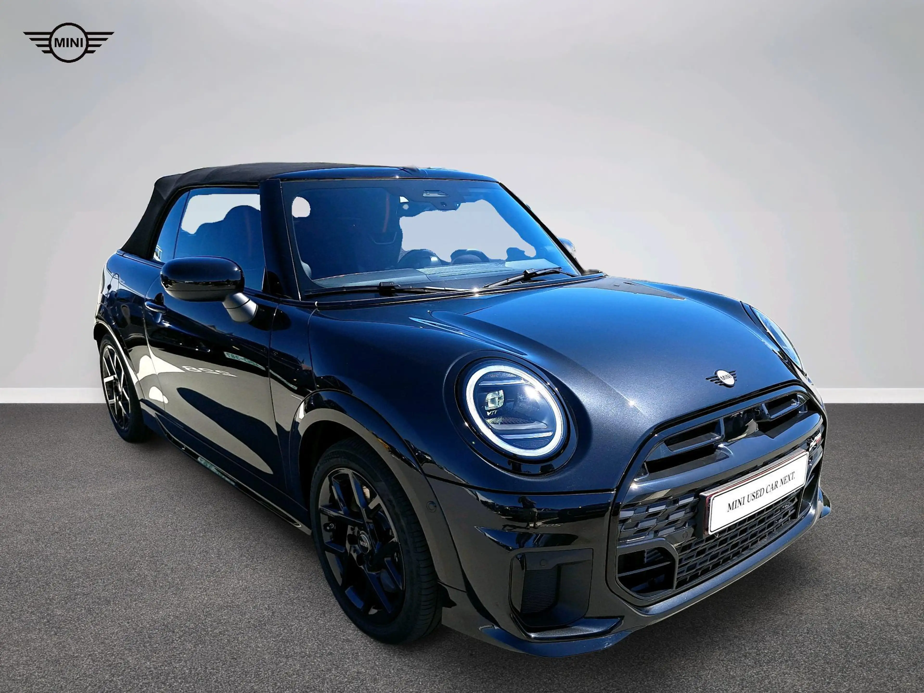 MINI Cooper S Cabrio John Cooper Works Trim — photo 12
