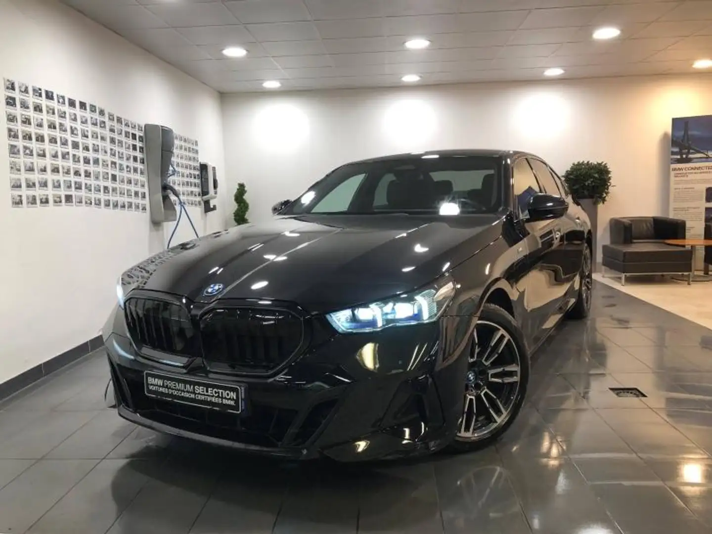 BMW 530 530e 299ch M Sport Schwarz - 1