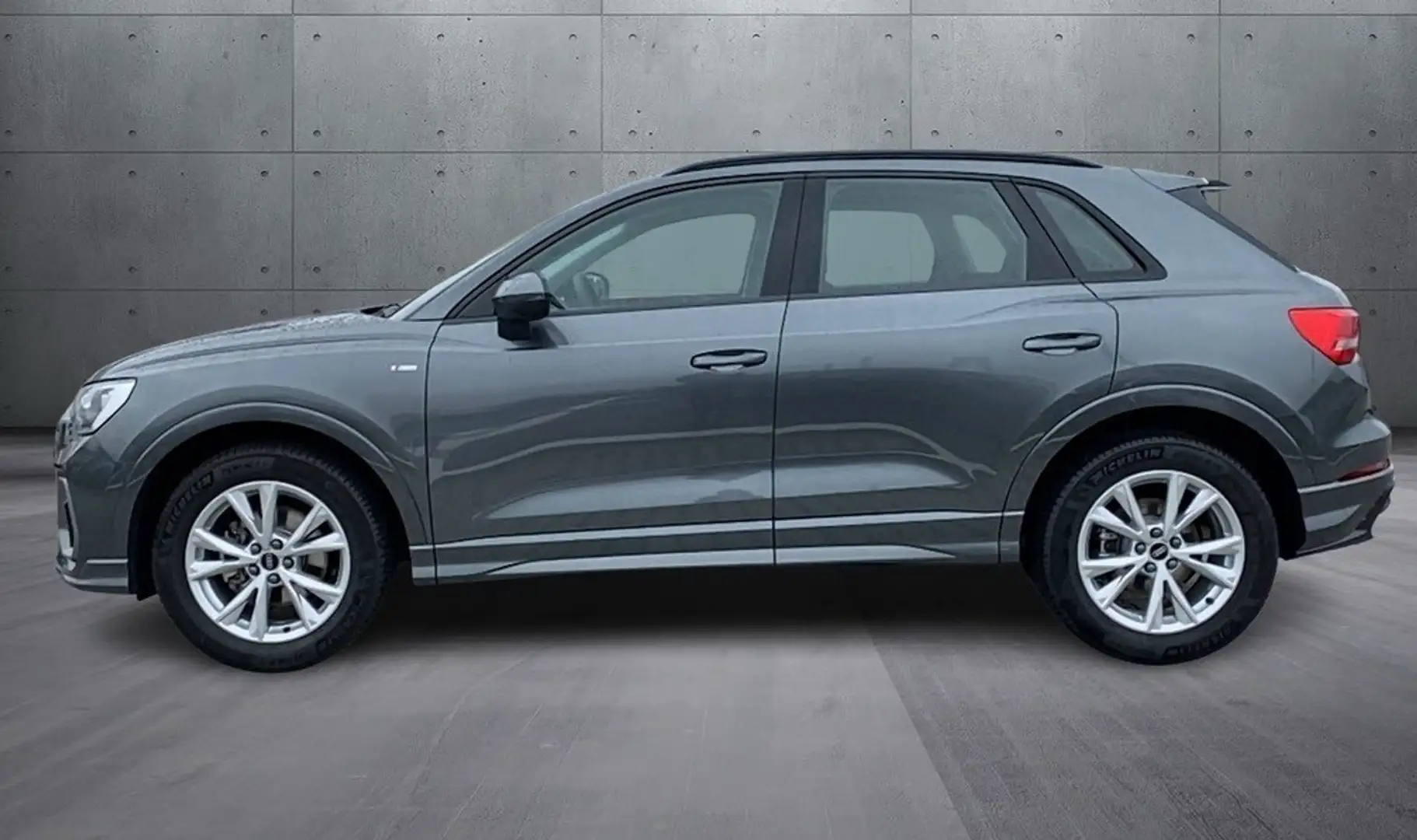 Audi Q3 Q3 35 TFSI S-tronic S-line Grau - 2