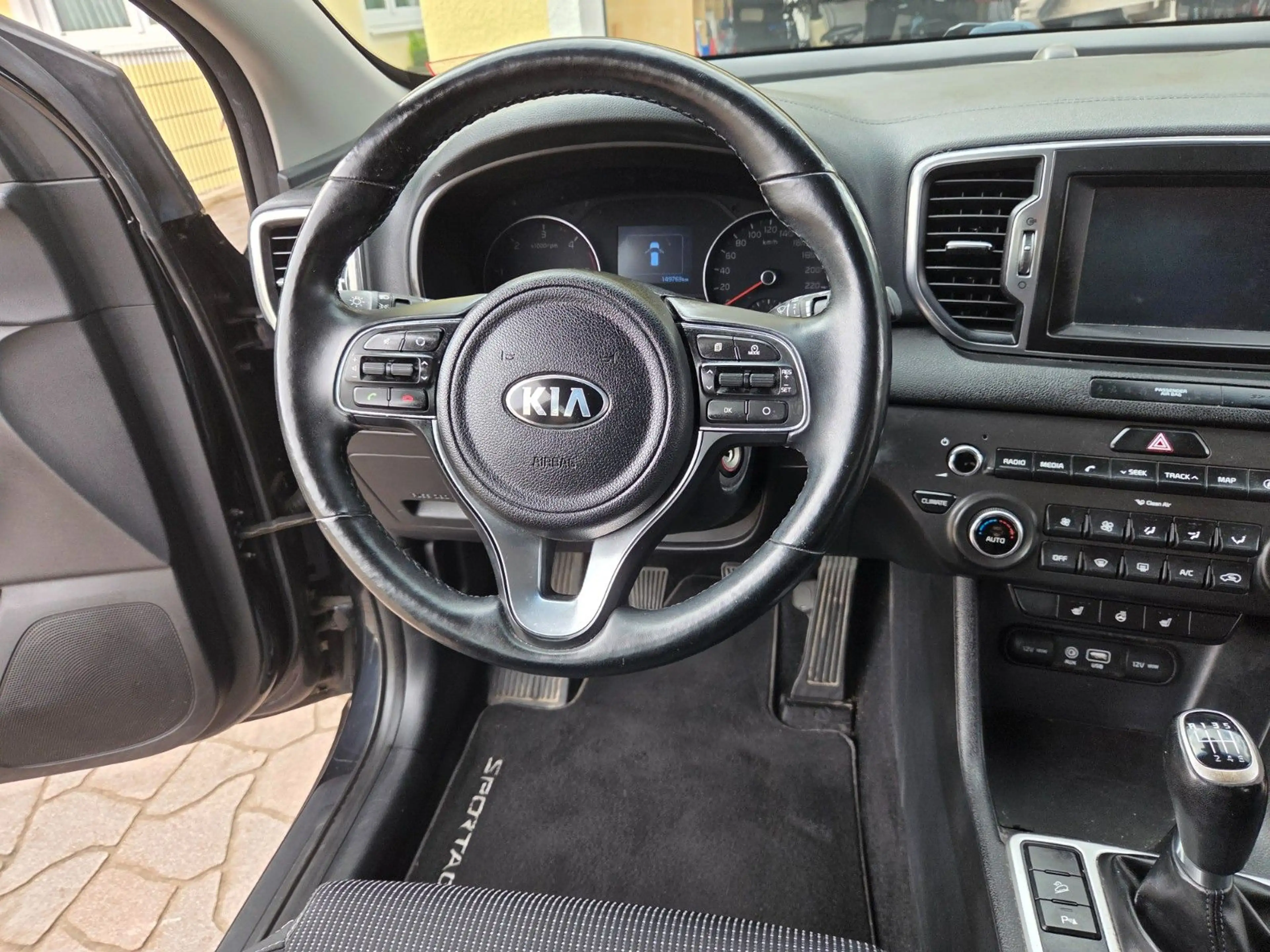 Kia Sportage 1.7 CRDi 2WD Spirit — photo 6