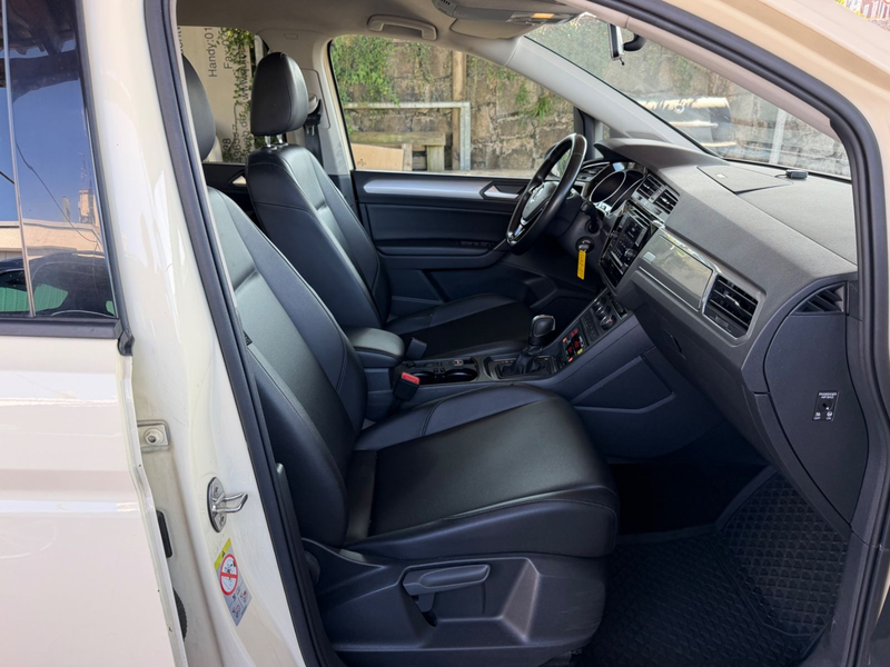 Volkswagen Touran 2.0 TDI°COMFORTLINE°7-SITZER°DSG°SHZ°PDC — photo 12