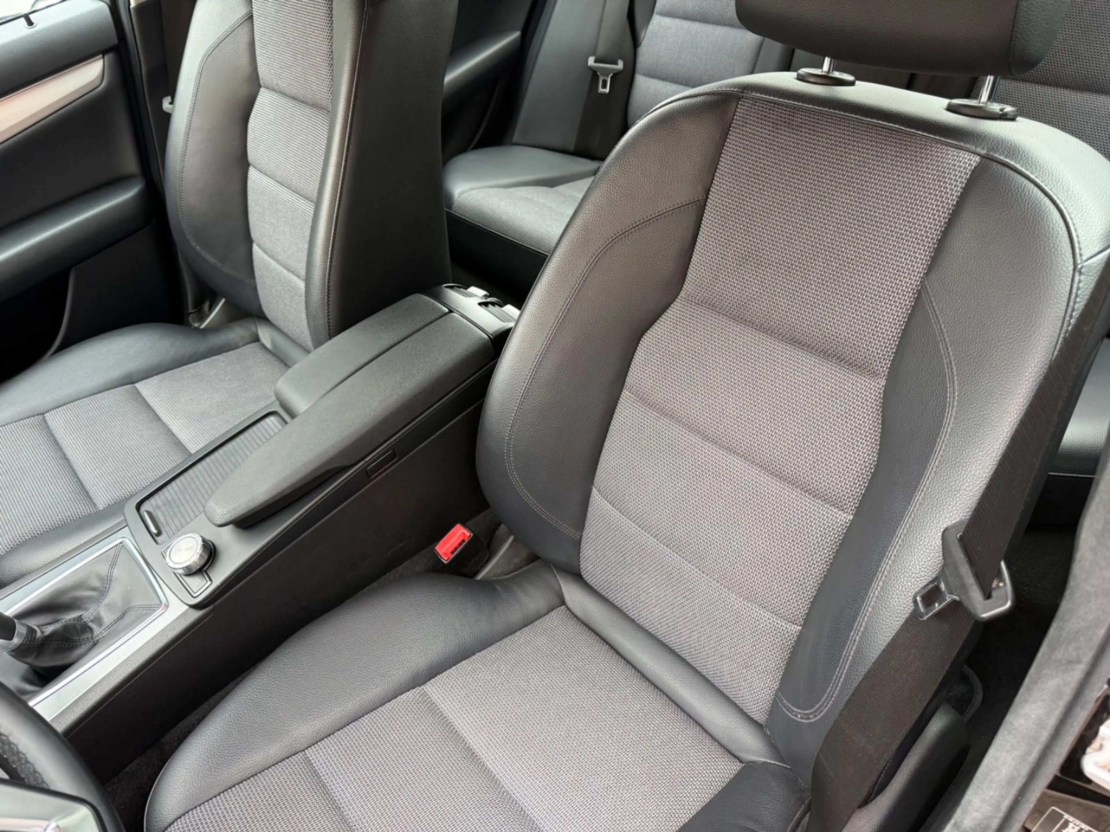 Mercedes-Benz C 200 Limousine C 200 CDI BlueEfficiency 2.HAND/AHK — photo 14
