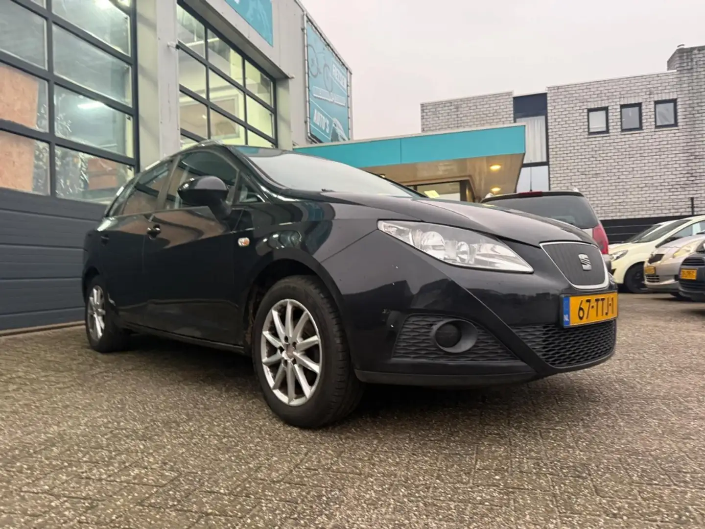SEAT Ibiza ST 1.2 TDI COPA Pl Eco. Schwarz - 2