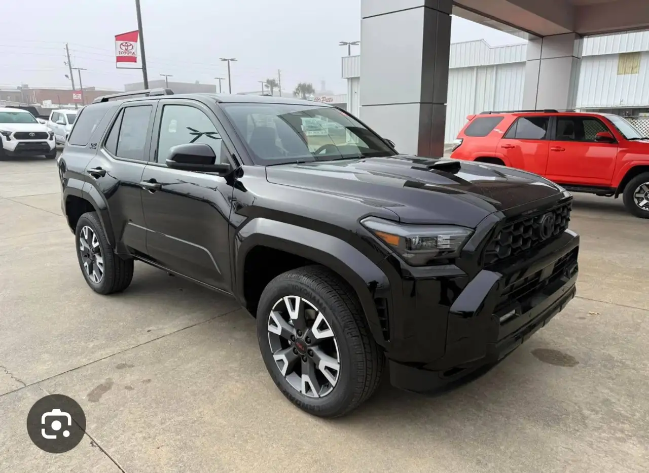 Toyota 4-Runner снимка Toyota 4-Runner