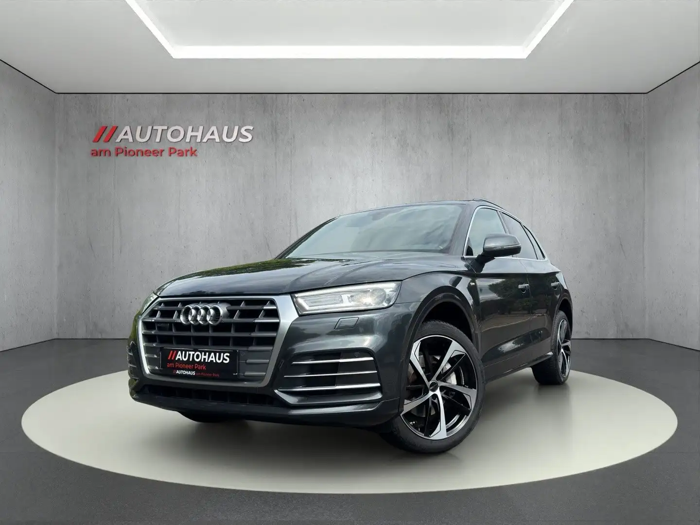 Audi Q5 quattro 40TDI sport-S-Line Sport Plus-VC-Kame Gris - 1