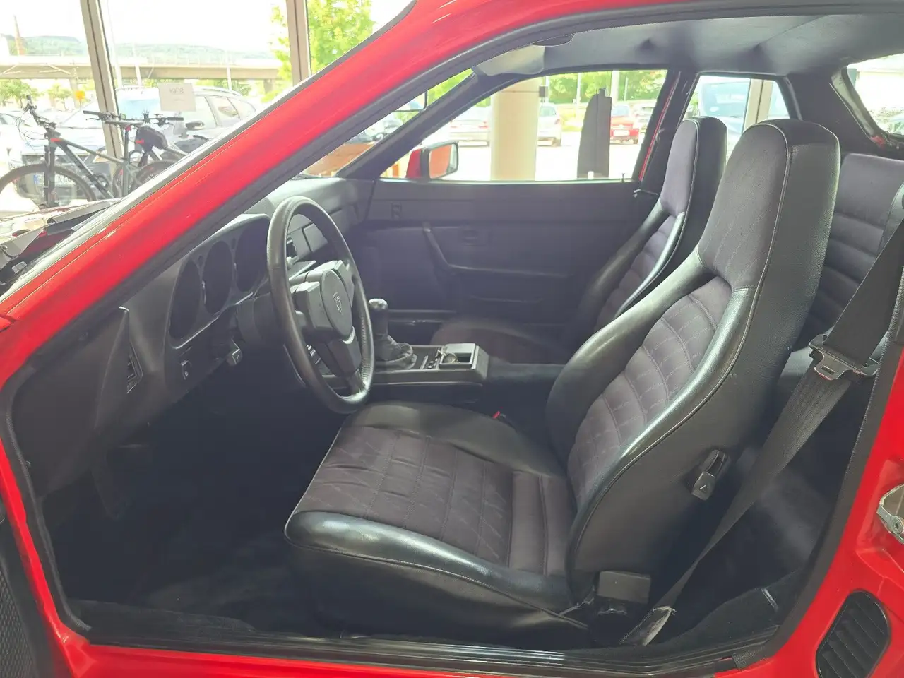 Porsche 924 S+RESTAURIERT+H-Kenzeichen Tüv NEU, foto 12