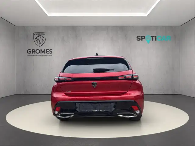 Peugeot 308 view 4