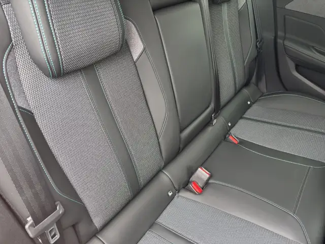 Peugeot 308 view 14