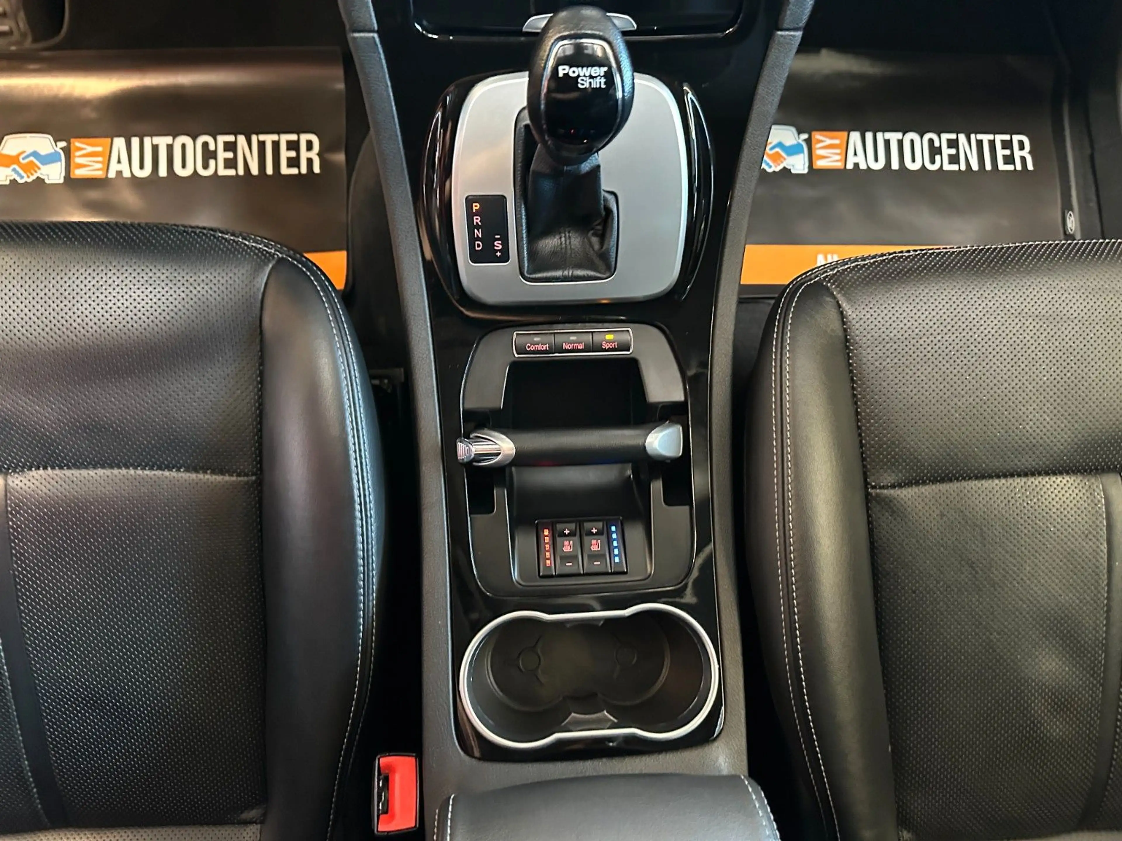 Ford S-Max *KEYLESS*MEMORY*SZHZ/BELÜFTUNG*CAM*ACC*NAV* — photo 10