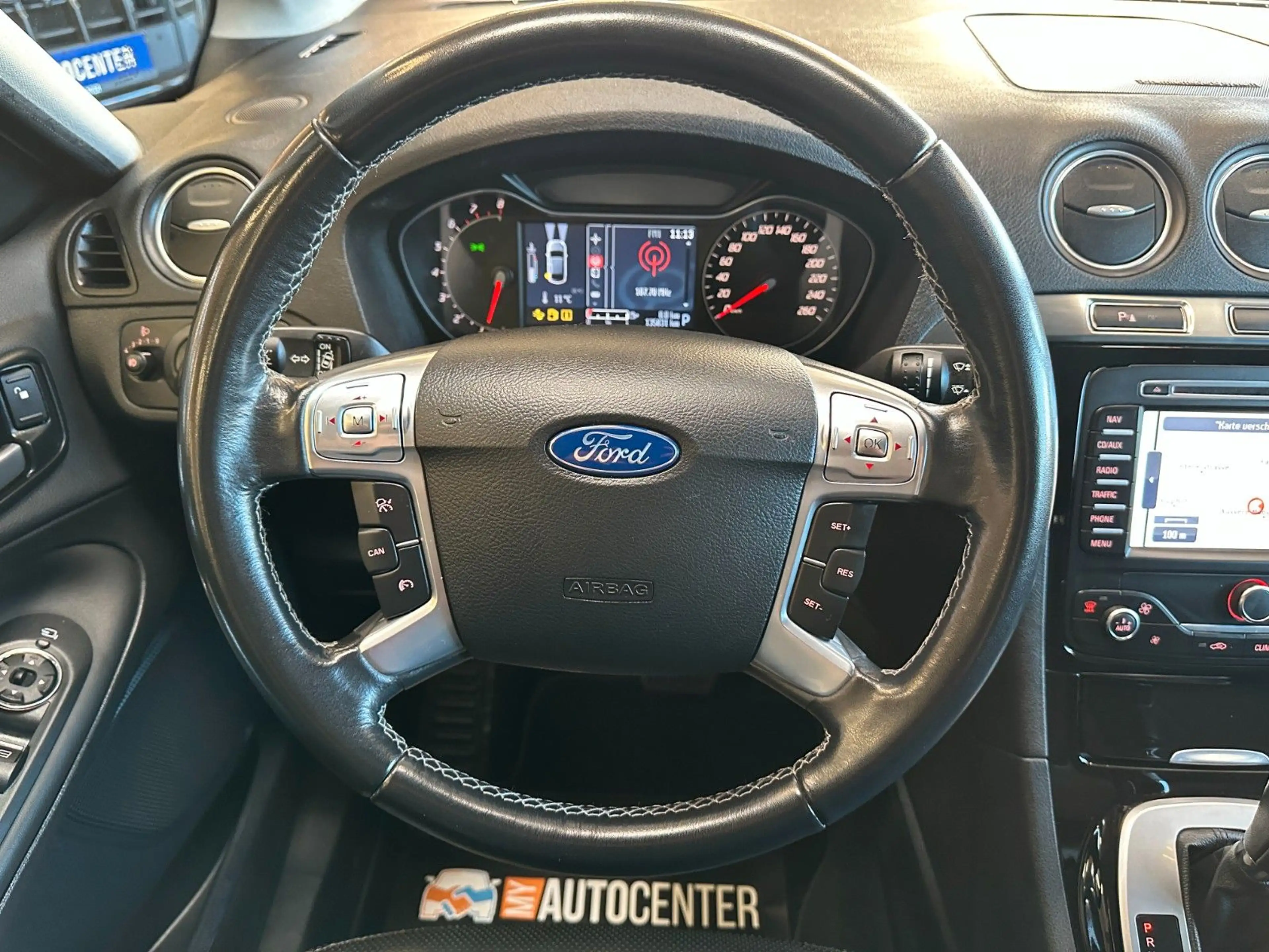 Ford S-Max *KEYLESS*MEMORY*SZHZ/BELÜFTUNG*CAM*ACC*NAV* — photo 7