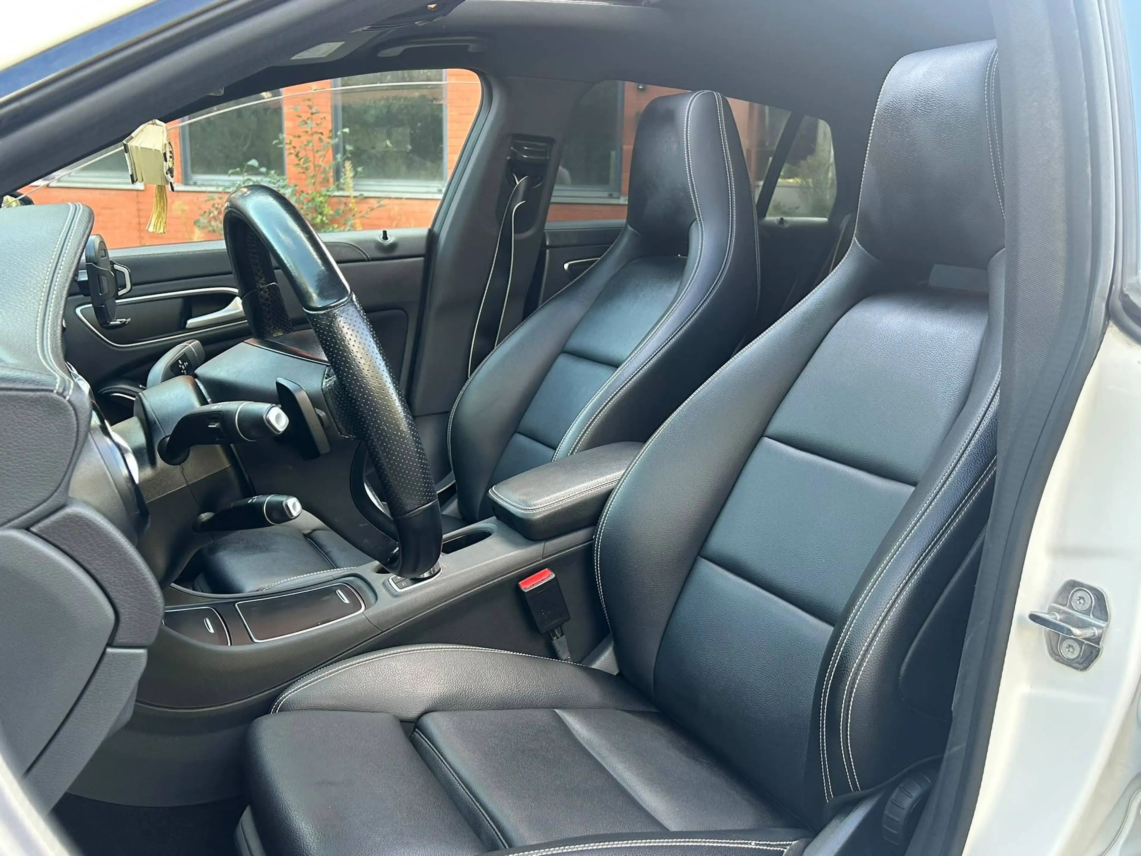 Mercedes-Benz CLA 180 📍AGENCE BEERSEL - ✅12 MOIS DE GARANTIE — photo 8