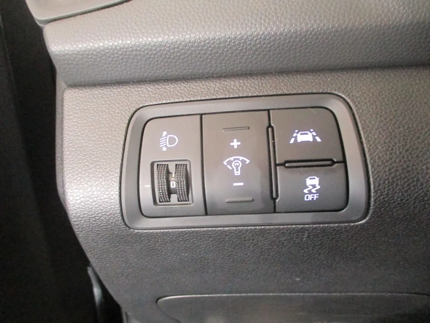 Hyundai i20 Advantage"Sitzheizung" Zwart - 2