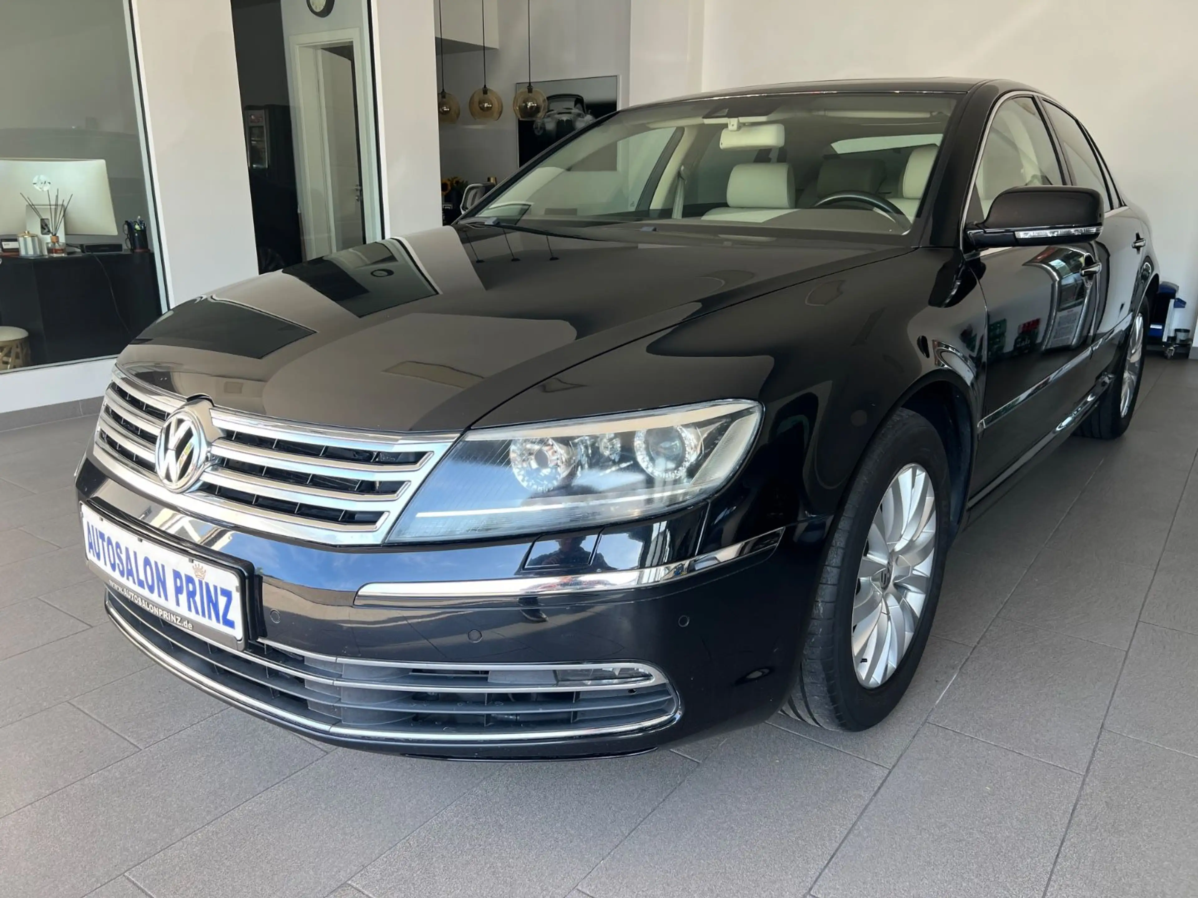 Volkswagen Phaeton 3.0 V6 TDI 4M 5-Sitzer NUR 137TKM — photo 3