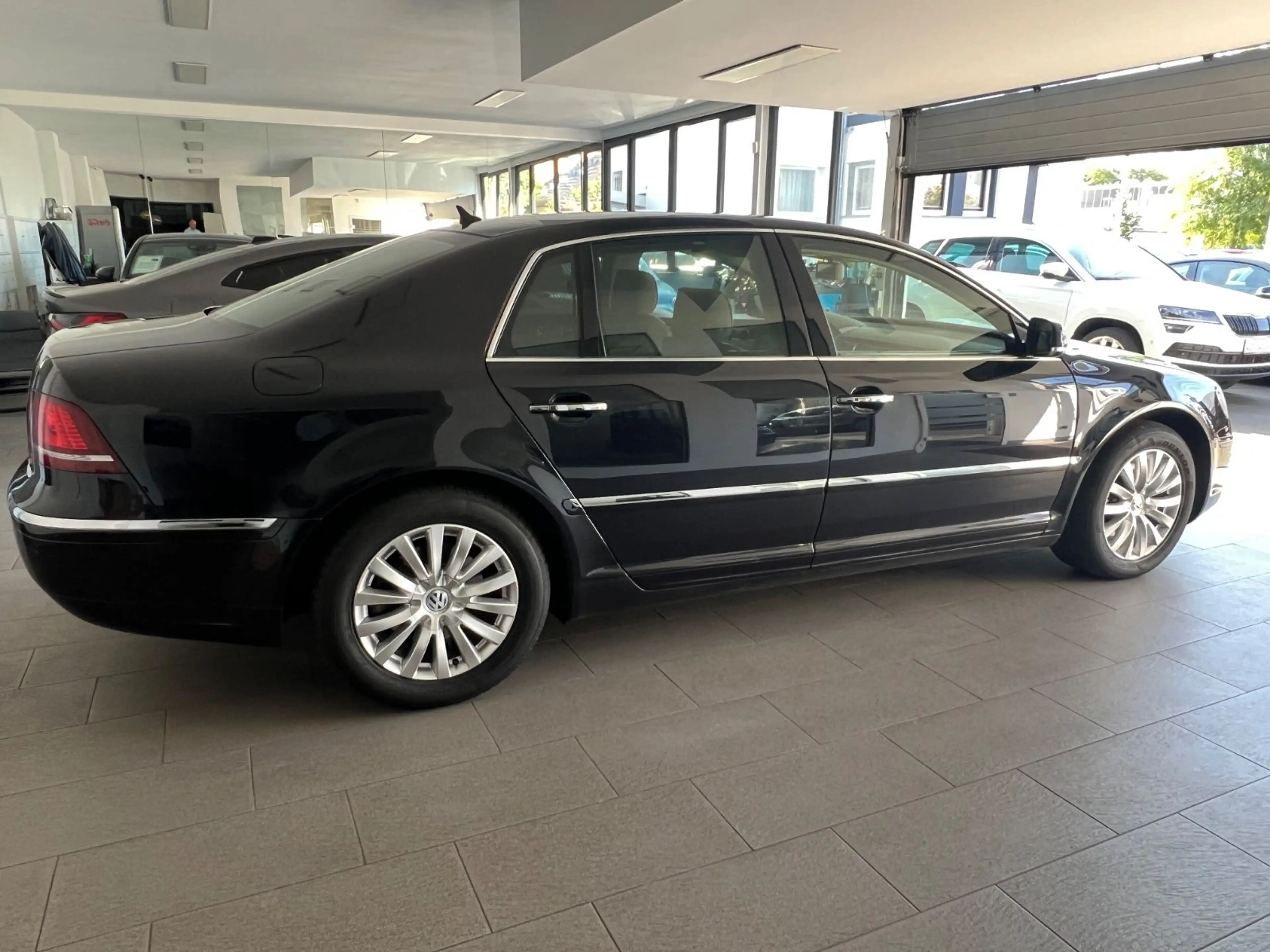 Volkswagen Phaeton 3.0 V6 TDI 4M 5-Sitzer NUR 137TKM — photo 8