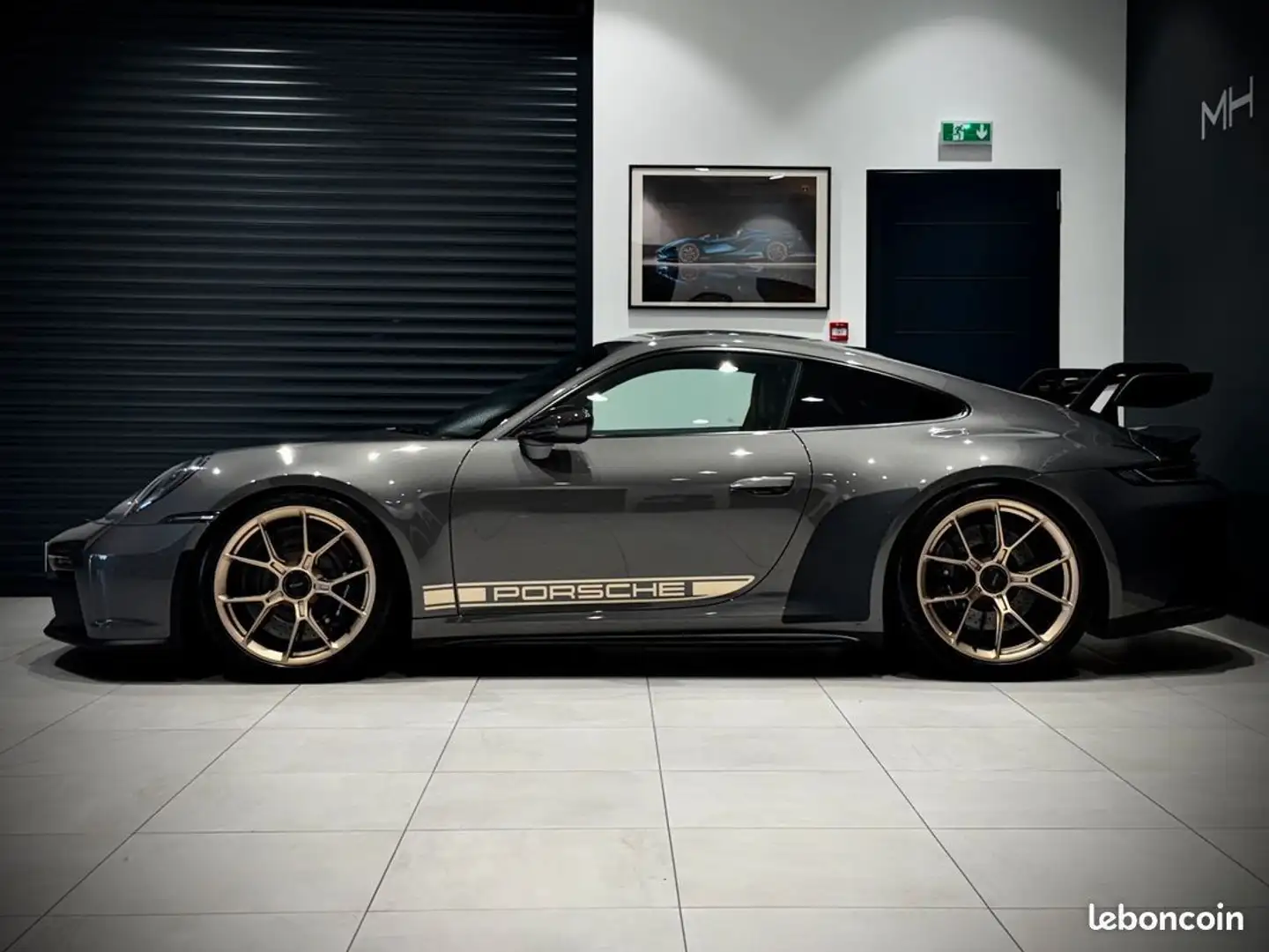 Porsche 992 992 GT3 CLUBSPORT 4.0i 510 CH PDK GRIS QUARTZ%2BLIFT SYSTÈME%2BBOSE%2BSPORT CHRONO%2BFEUX MATRIX PDLS%2BJANTES NEODYME 20 Gris - 2