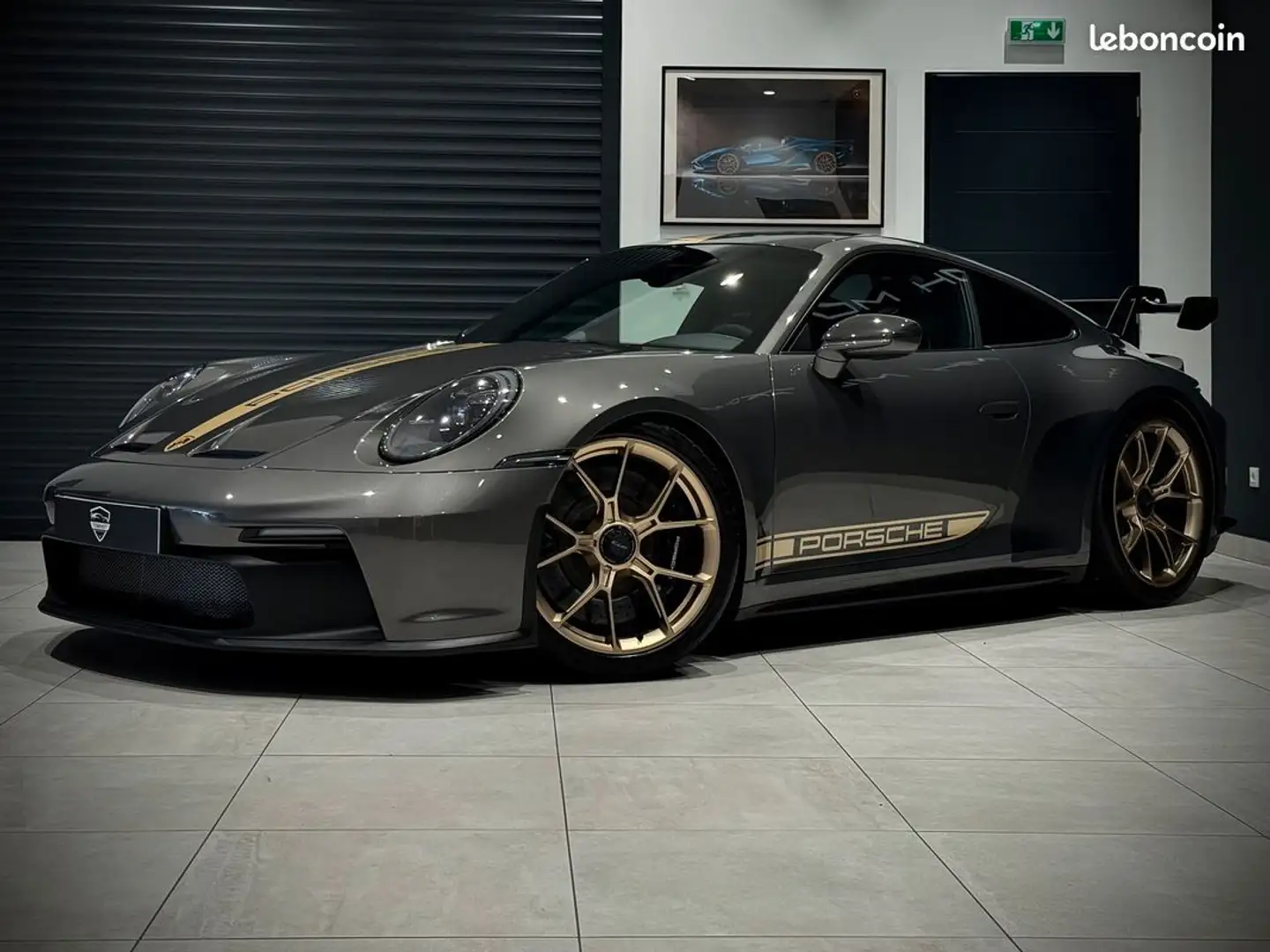 Porsche 992 992 GT3 CLUBSPORT 4.0i 510 CH PDK GRIS QUARTZ%2BLIFT SYSTÈME%2BBOSE%2BSPORT CHRONO%2BFEUX MATRIX PDLS%2BJANTES NEODYME 20 Gris - 1