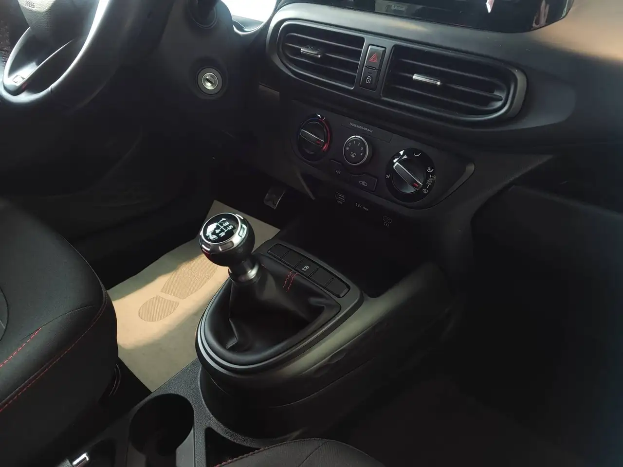 Hyundai i10 1.2 TGDI N Line, миниатюра 10