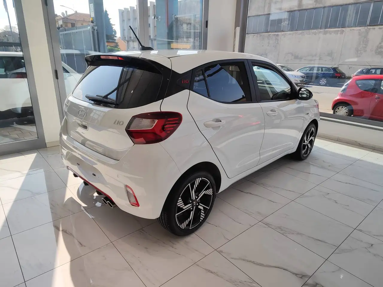 Hyundai i10 1.2 TGDI N Line, миниатюра 5