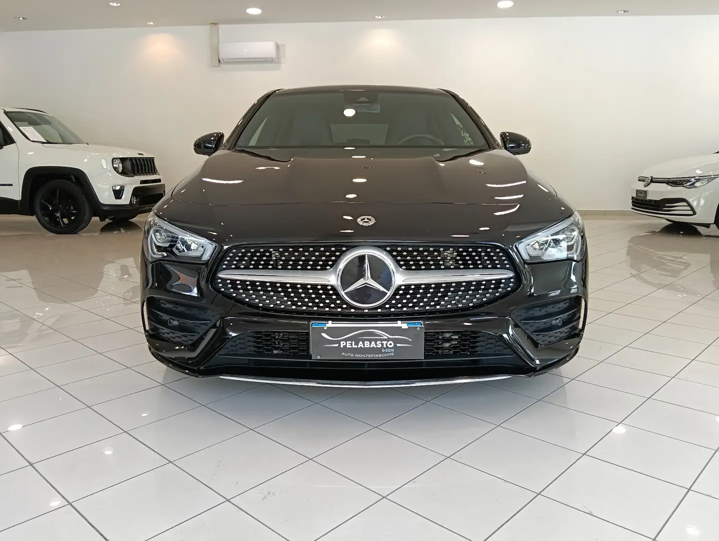 Mercedes-Benz CLA 200 CLA Shooting Brake 200 d Premium auto Nero - 2