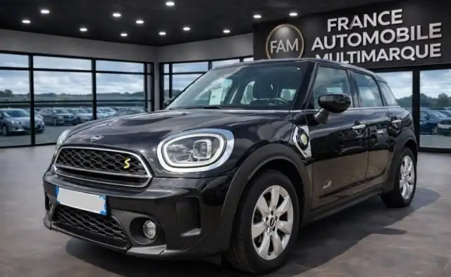 MINI Cooper Countryman F60 LCI 125 95 ch ALL4 BVA6 Cooper SE Classic
