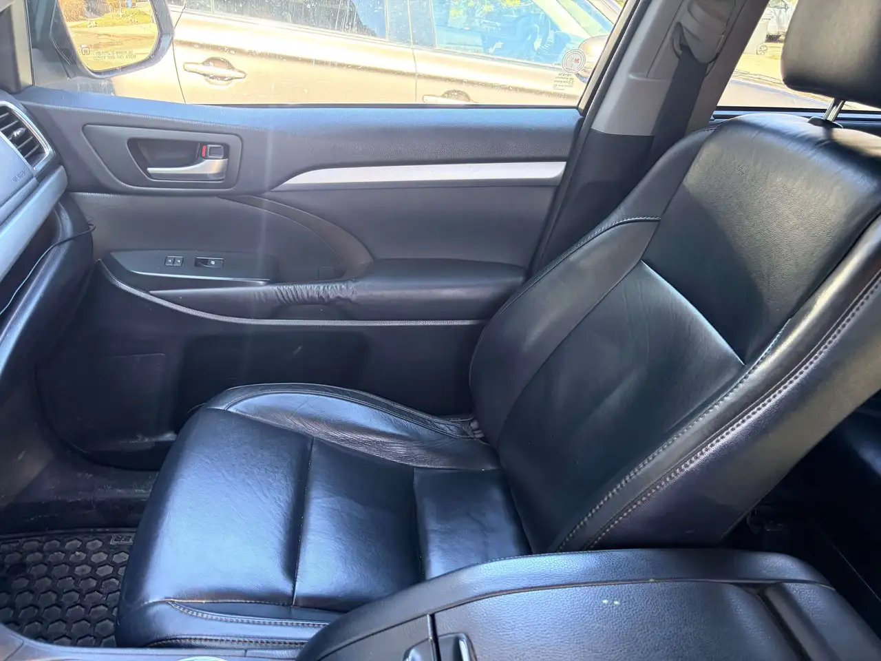Toyota Highlander photo Toyota Highlander