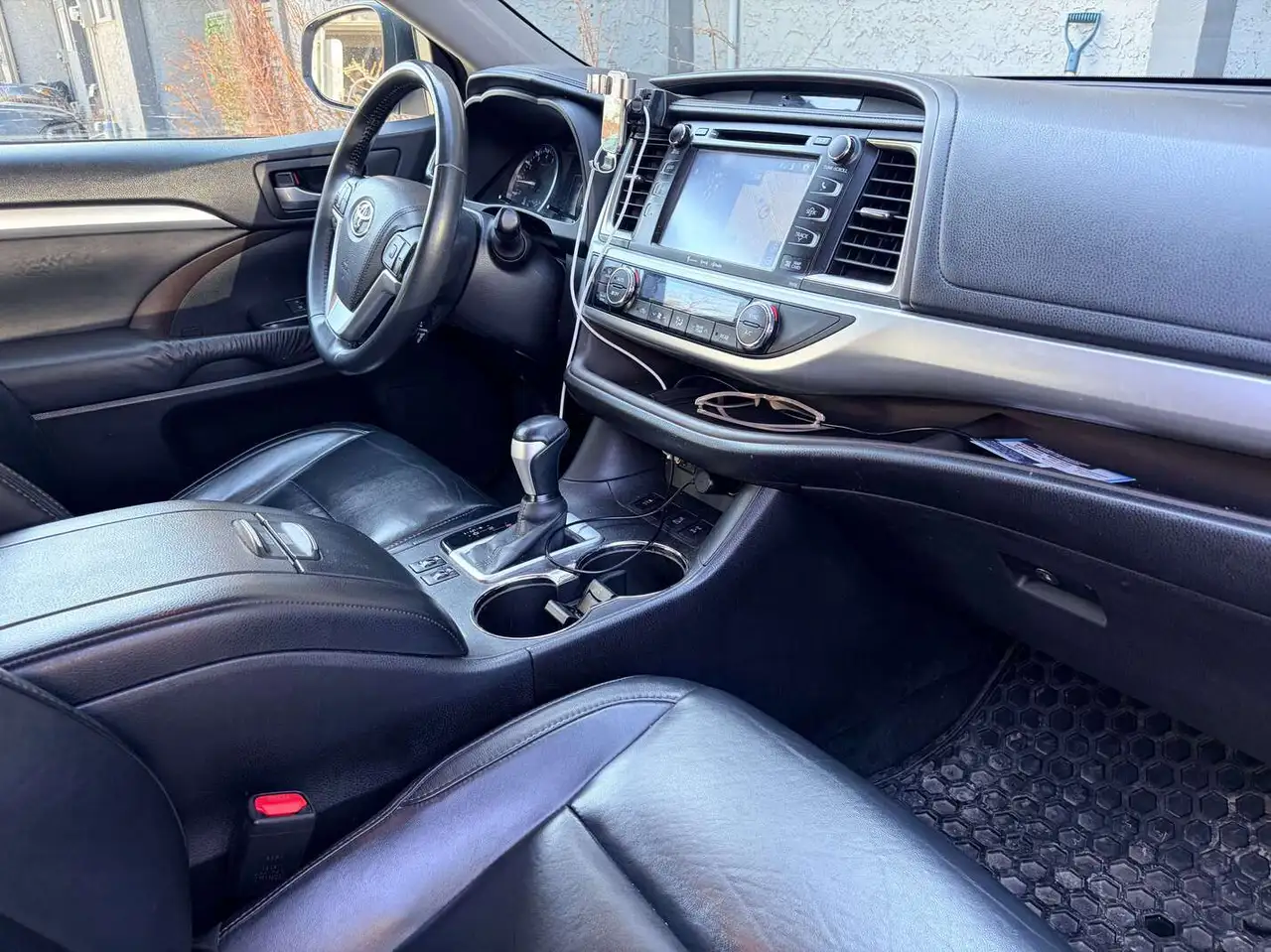 Toyota Highlander photo Toyota Highlander