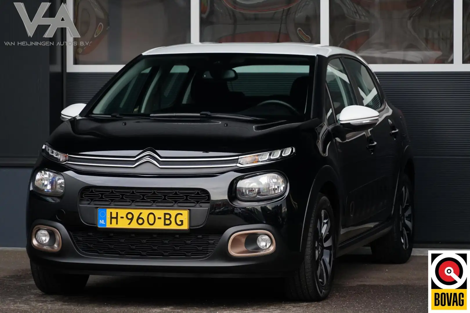 Citroen C3 1.2 PureTech S&S Origins, NL, CarPlay, clima, cam. Zwart - 1