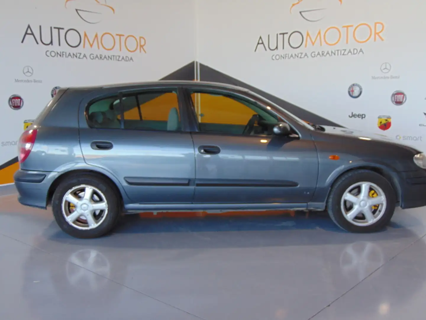 Nissan Almera 2.2Di Acenta Grigio - 1