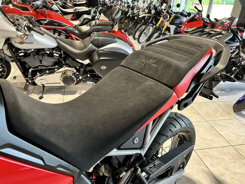 MV Agusta Enduro Veloce 950 - foto 5