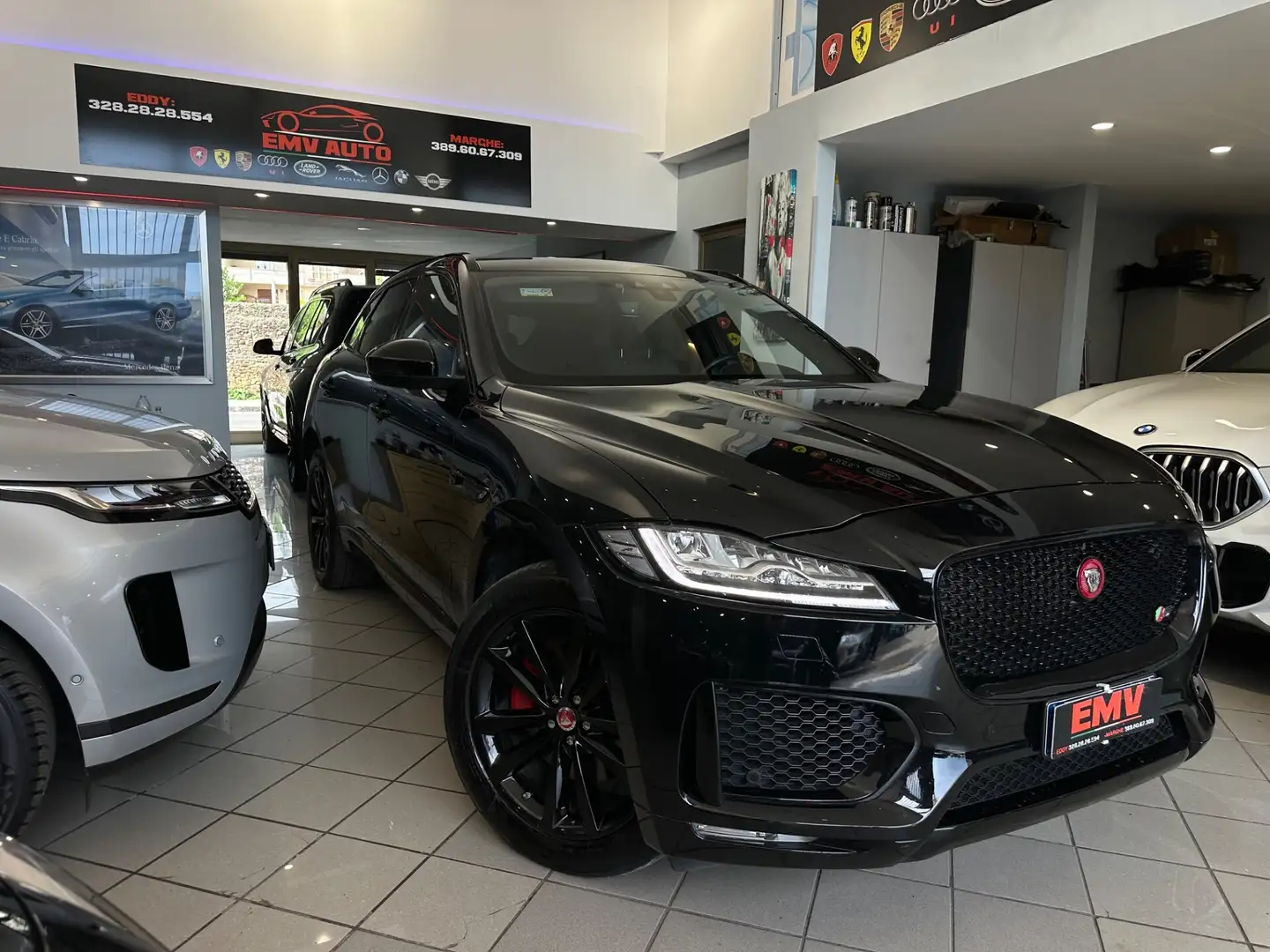 Jaguar F-Pace 3.0 D 300 CV AWD aut. 300 Sport iva esposta Nero - 1