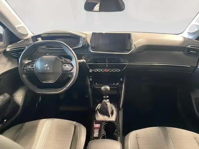 Peugeot 208 view 6