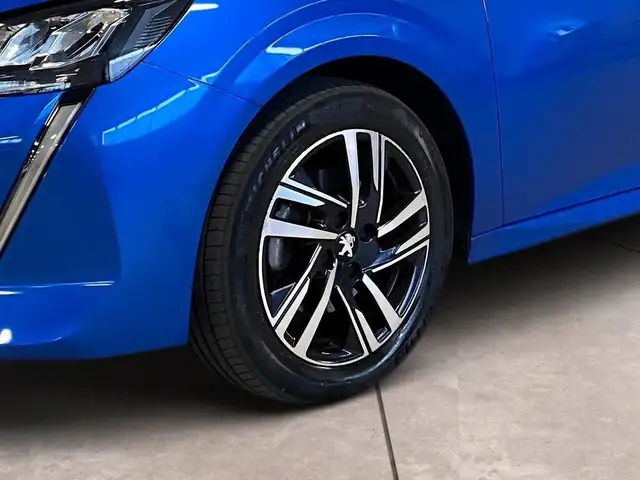 Peugeot 208 view 15