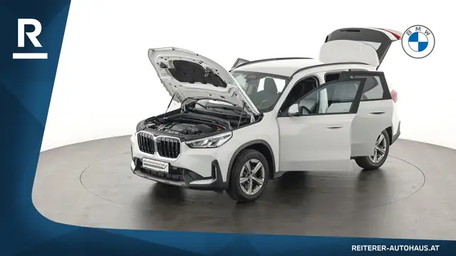 BMW X1 view 9