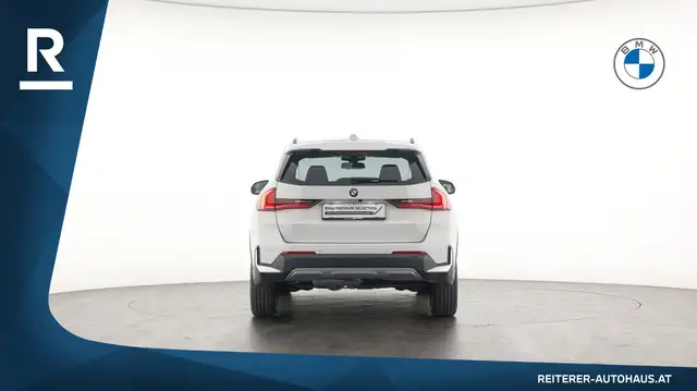 BMW X1 view 5