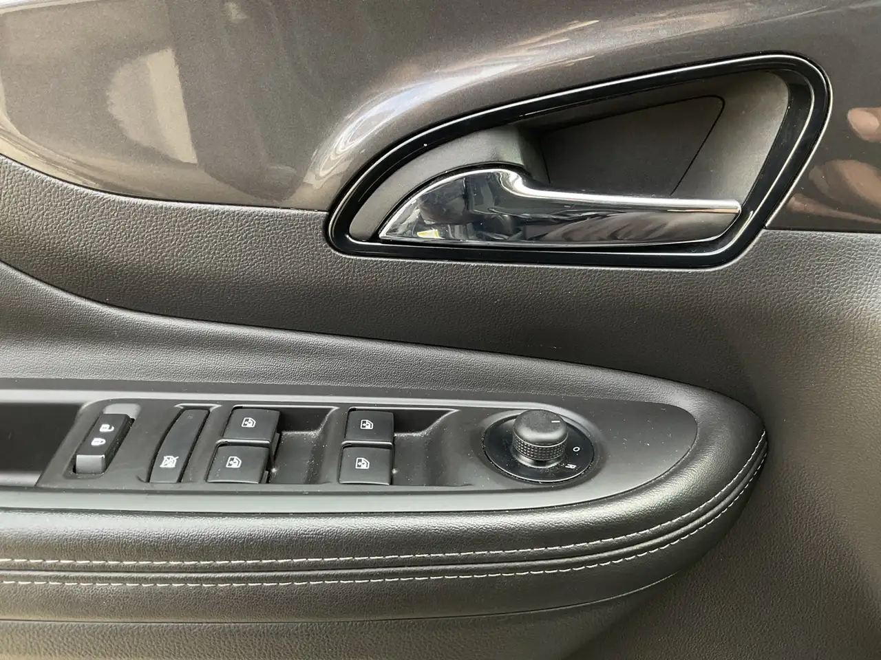 Buick Encore photo Buick Encore