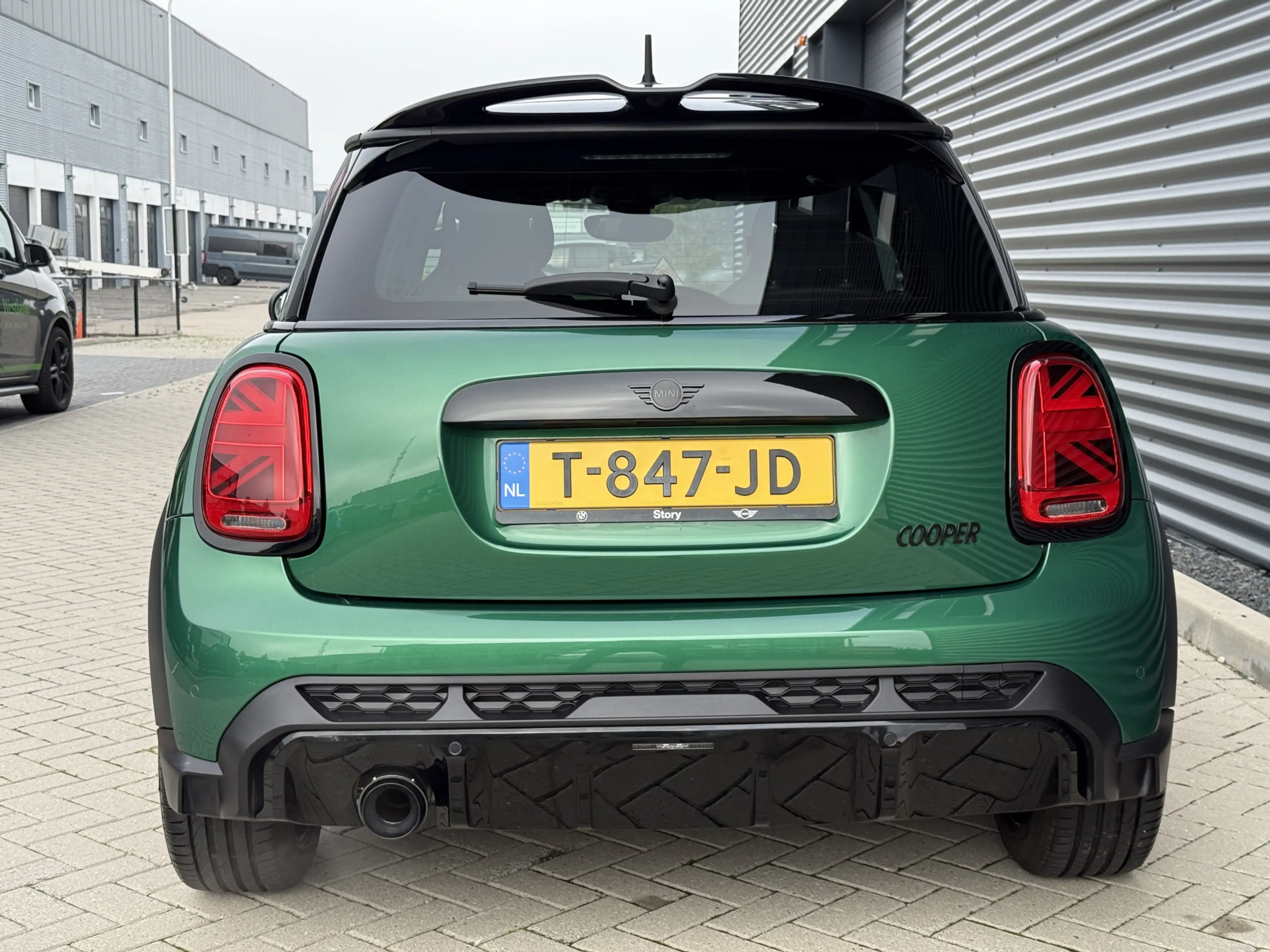 MINI John Cooper Works 3-Deurs 1.5 Cooper — photo 6