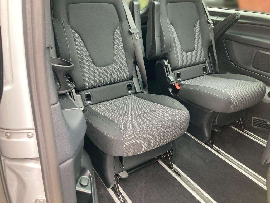 Mercedes-Benz V 220