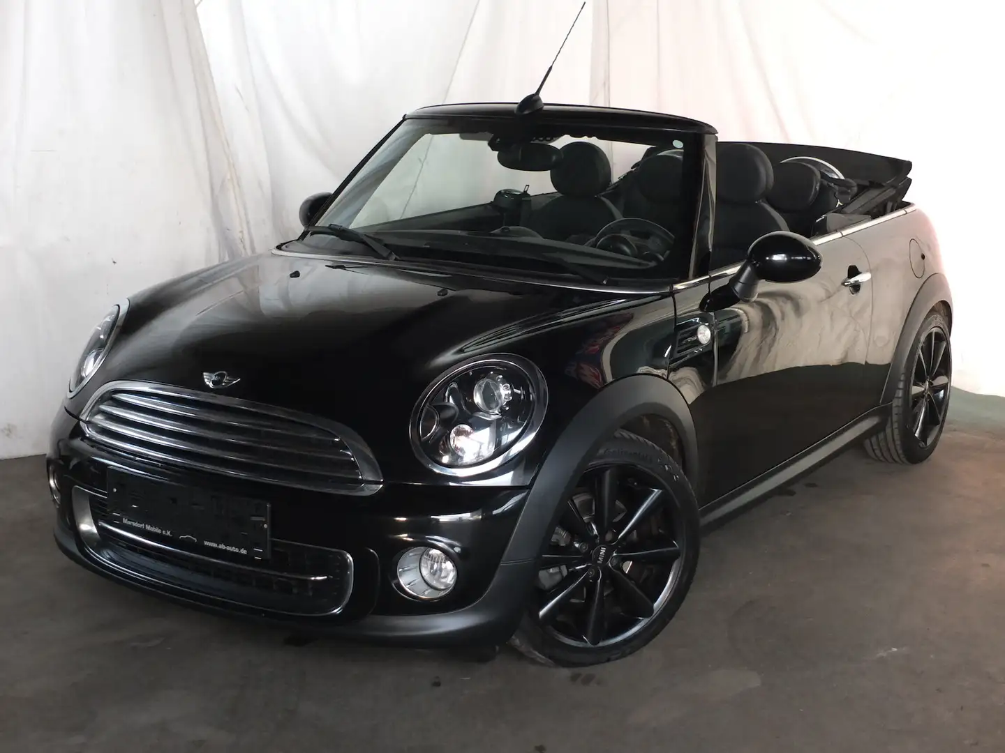 MINI Cooper Cabrio COOPER LEDER XENON NAVI PDC SHZ SPORT BUTTON Schwarz - 1