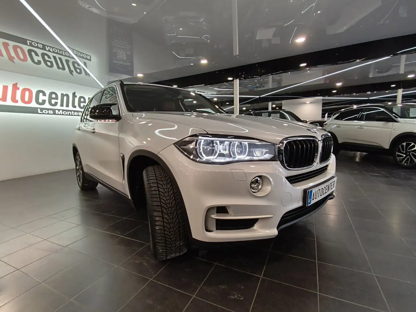 BMW X5 xDrive 30dA Blanco - 2
