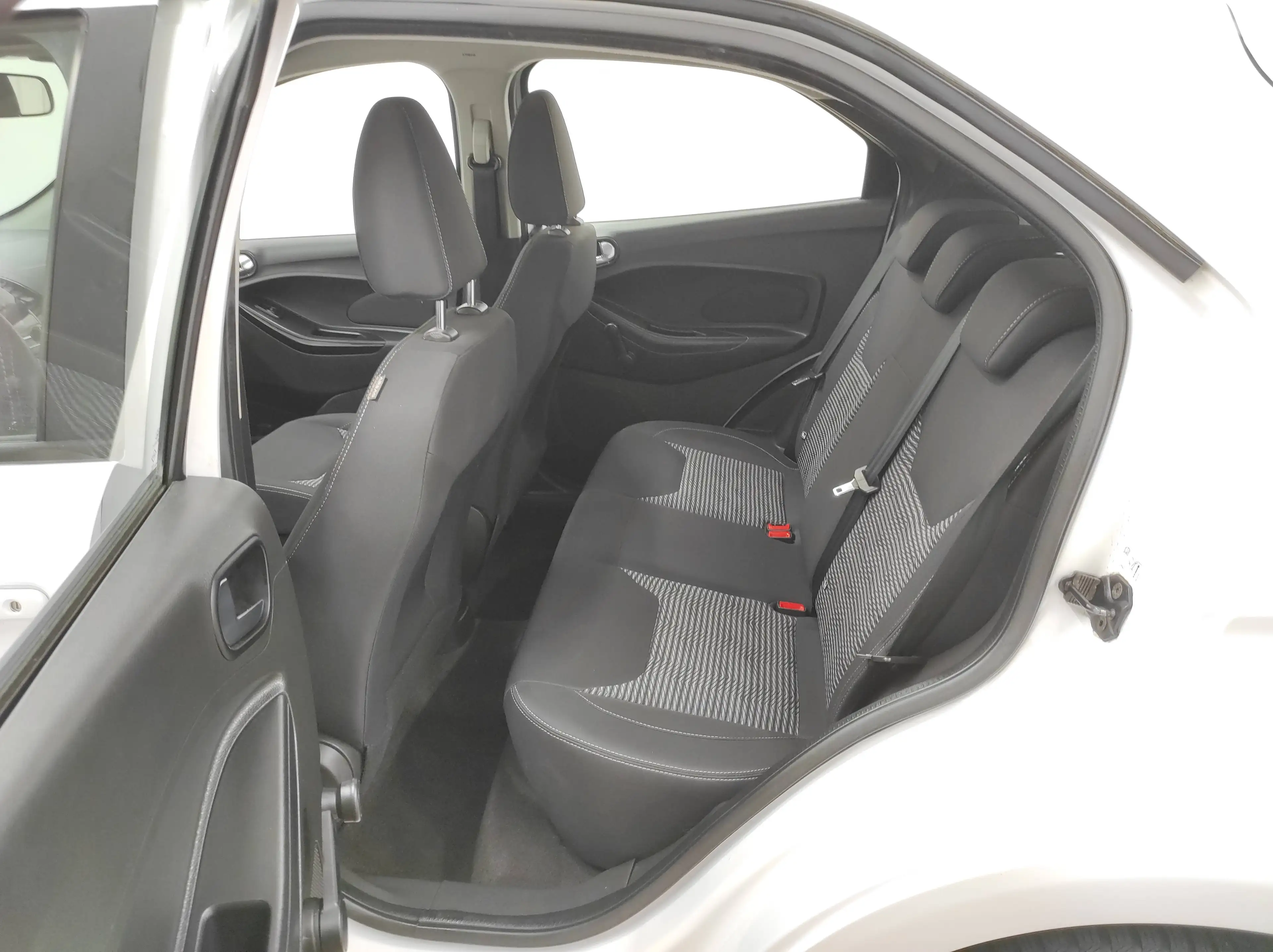 Ford Ka/Ka+ 1.2 EURO-6 KLIMA 1-HAND SERVO USB ALLWETTER ABS — photo 11