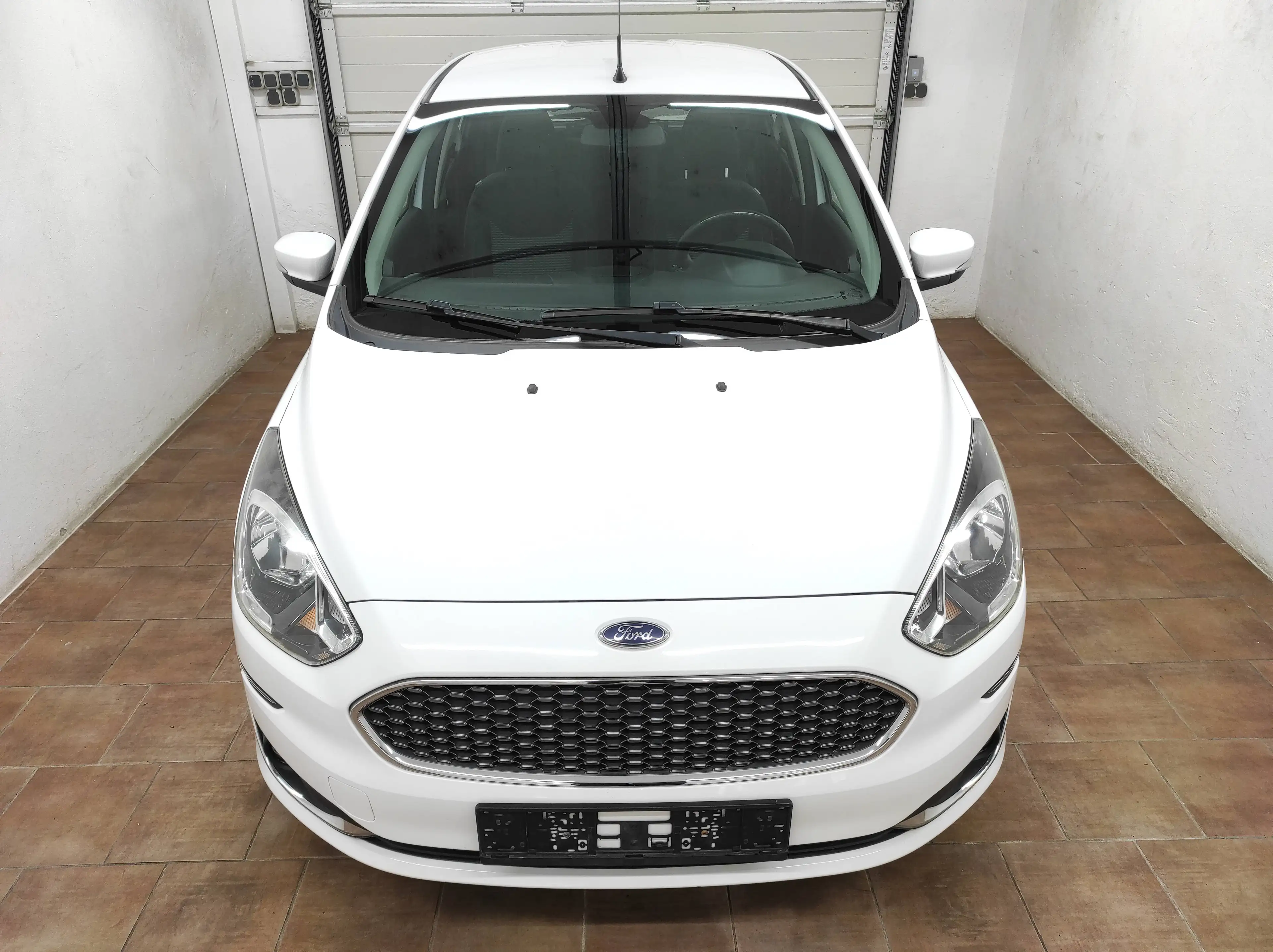Ford Ka/Ka+ 1.2 EURO-6 KLIMA 1-HAND SERVO USB ALLWETTER ABS — photo 5