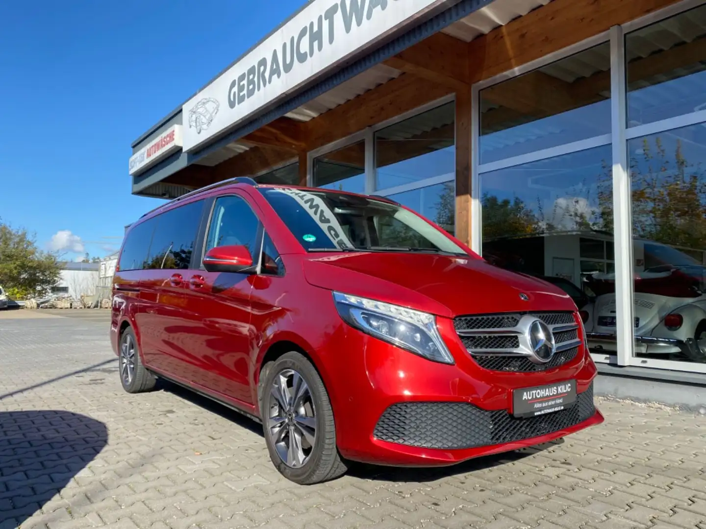 Mercedes-Benz V 250 d V-Klasse EDITION lang Facelift LED AHK Roşu - 1