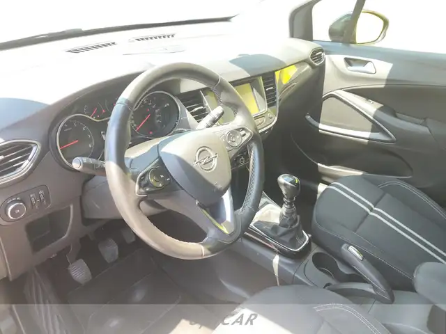 Opel Crossland view 9