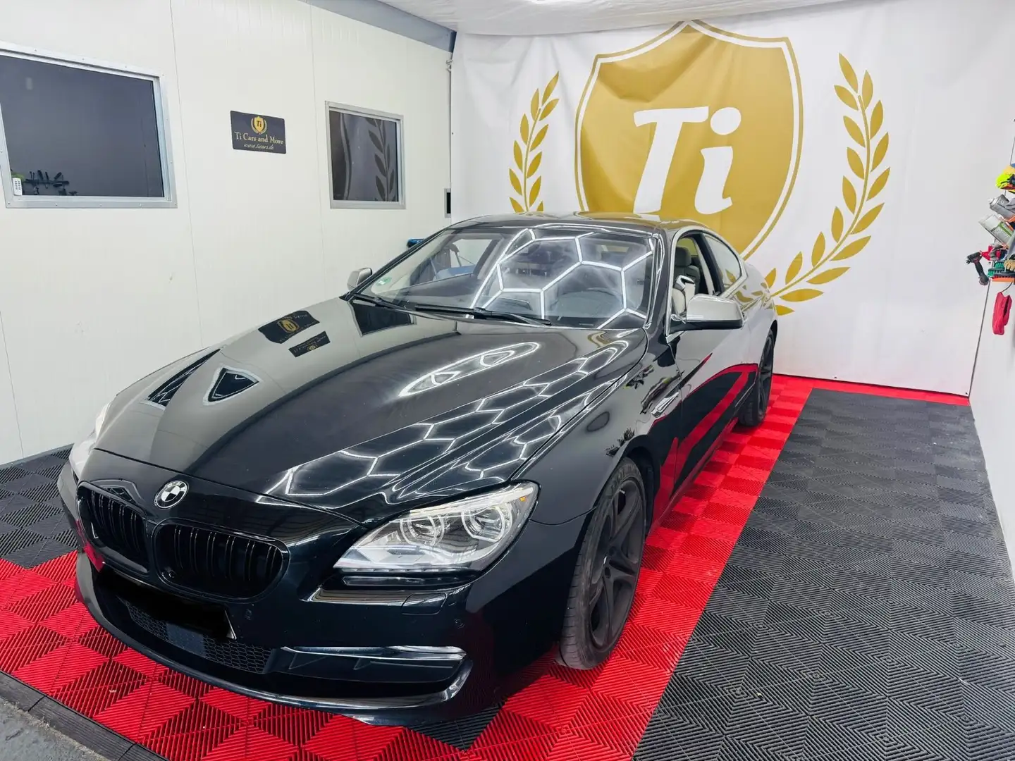 BMW 640 *Baureihe*Coupe*640i*Leder*Service-NEU*Gepflegt* Schwarz - 1