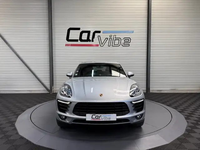 Porsche Macan view 9