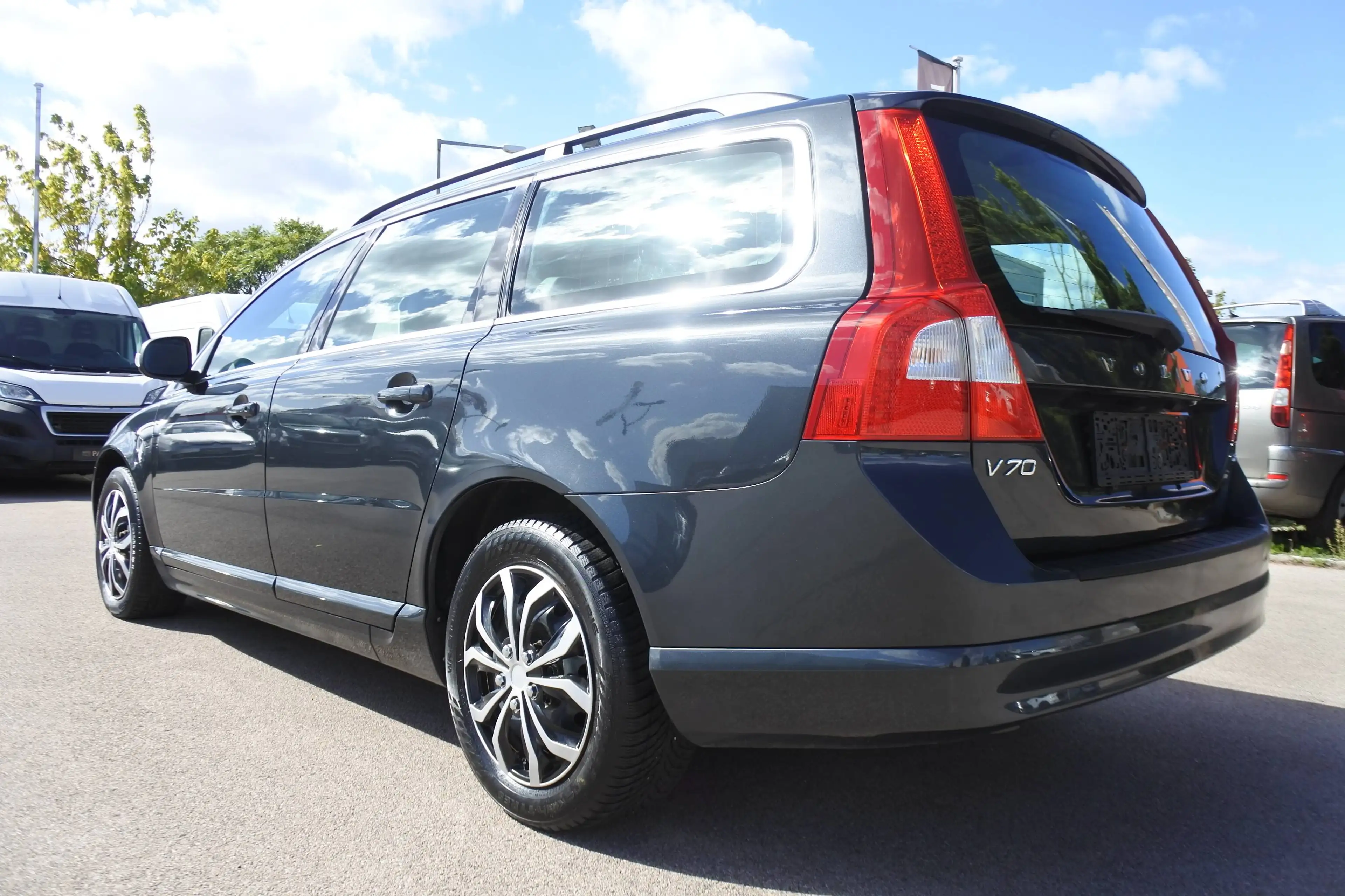 Volvo V70 V70 Momentum Geartronic Aut./5 ZYLINDER — photo 8